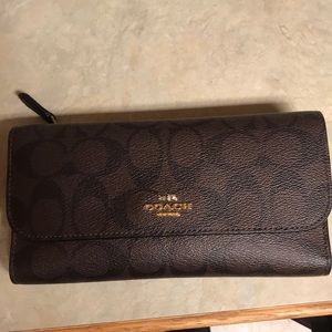 Coach wallet